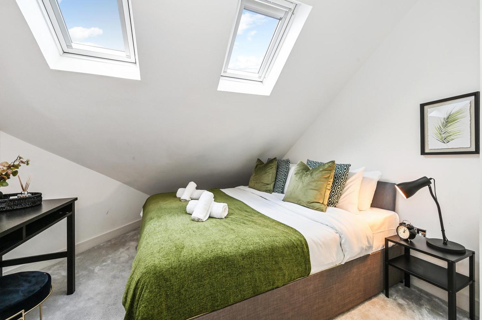 Family 1 Bed Apt Near Cardiff City Centre, Free Parking, Quiet, Secure Neighbourhood 外观 照片